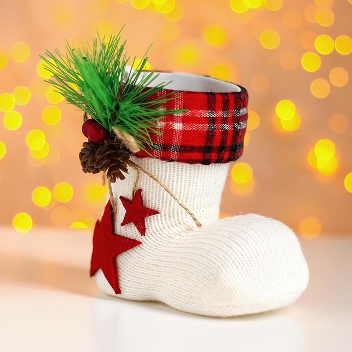 Конфетница &laquo;Сапожок&raquo;, с еловой веточкой