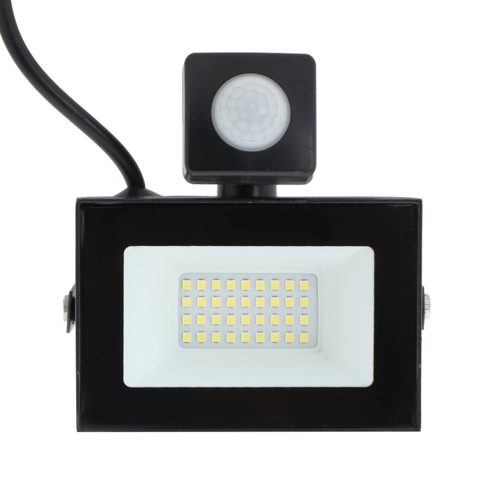 Светодиодный прожектор Uniel ULF-F62, 30 Вт, 6500 К, IP54, черный Светодиодный прожектор Uniel ULF-F62, 30 Вт, 6500 К, IP54, черный