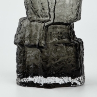 Ваза для цветов &laquo;Маунтин блэк&raquo; из черного стекла 30&times;13&times;13 см