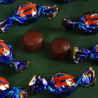 Конфеты шоколадные &laquo;Тому кто ценит вкус жизни&raquo;, вкус: лесные ягоды, 120 г.