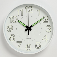 Часы настенные интерьерные &laquo;Классика&raquo;, плавный ход, светящиеся, d-25 см