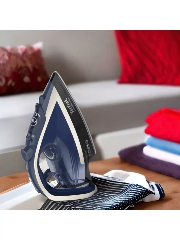 Паровой утюг Ultragliss Plus FV6824E0, 2800 Вт, синий