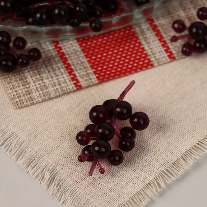 Муляж "Виноград" 5 см (фасовка по 20 шт)