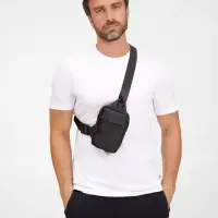 Спортивная кросс-боди сумка UrbanHike, черная