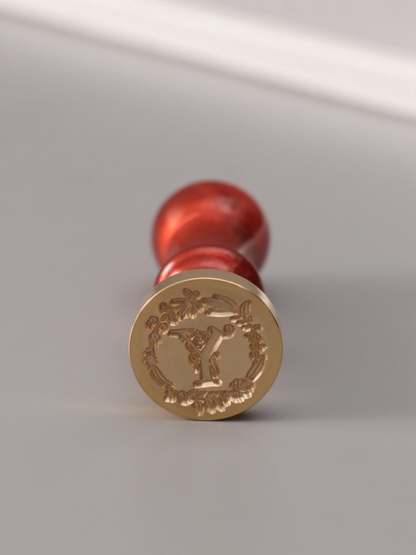 Печать для сургуча с пластиковой ручкой Печать для сургуча с пластиковой ручкой "Венок с буквой Y" 2,5х2,5х6,3 см