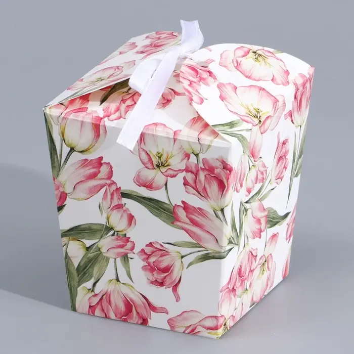Коробка бонбоньерка, упаковка подарочная, &laquo;Цветы&raquo;, 7.5 х 8 х 7.5 см