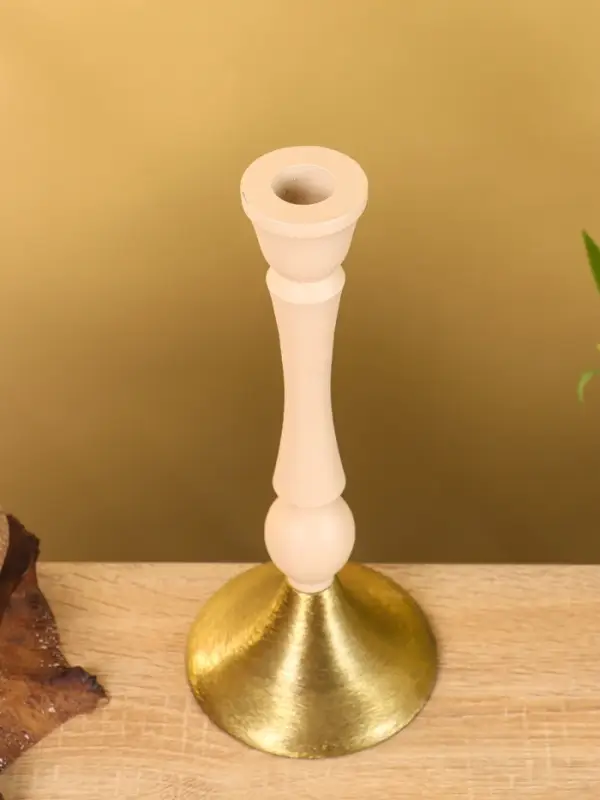 Подсвечник на 1 свечу "Бежевый" 10,5х10,5х25 см