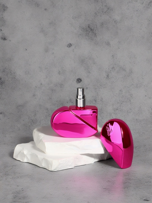 Флакон для парфюма &laquo;Сердце&raquo;, стеклянный, с распылителем, 25 мл, цвет розовый