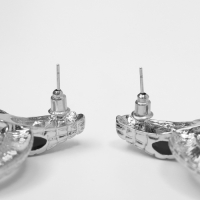 Новый год! Символ года 2025! Серьги со стразами «Змея» кольцо соблазна, цвет чёрный в серебре Новый год! Символ года 2025! Серьги со стразами «Змея» кольцо соблазна, цвет чёрный в серебре