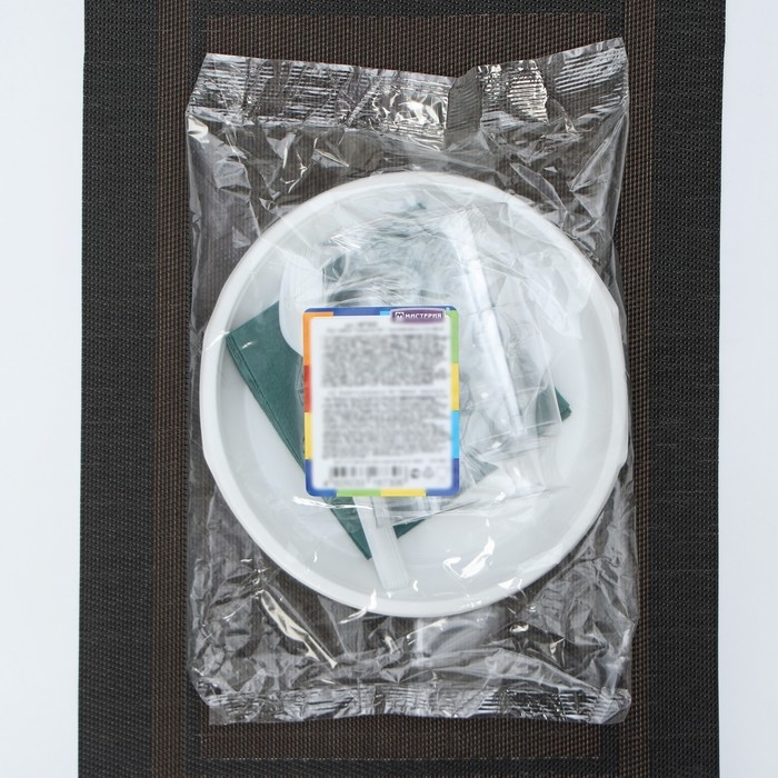 Набор пластиковой одноразовой посуды «Праздничный», 6 персон, цвет МИКС Набор пластиковой одноразовой посуды «Праздничный», 6 персон, цвет МИКС