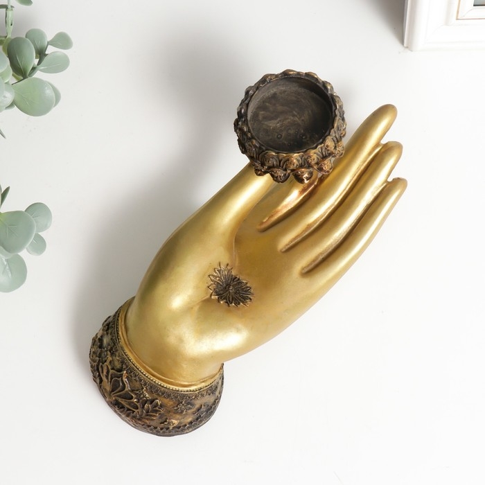 Подсвечник полистоун на 1 свечу Подсвечник полистоун на 1 свечу "Рука с лотосом" 9,4х21,5х7 см