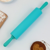 Скалка &laquo;Дома вкуснее&raquo;, 31 х 4.2 см, силикон, пластик, цвет бирюзовый