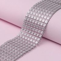 Лента с имитацией страз, 4 см, 9 ± 1 м, цвет серебряный Лента с имитацией страз, 4 см, 9 ± 1 м, цвет серебряный