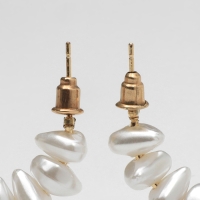 Серьги с жемчугом &laquo;Бусина&raquo; полумесяц, цвет золото