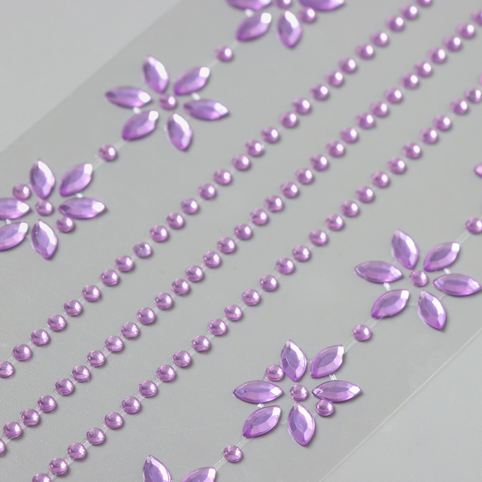 Наклейка пластик стразы тату на тело "Цветочная аппликация" фиолетовая набор 2 листа 18х8 см   10536