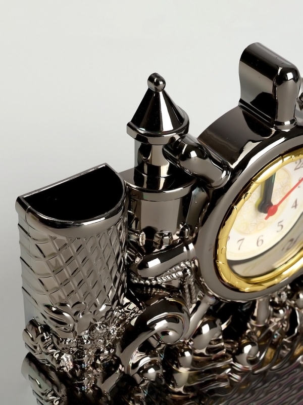 Часы будильник настольные, органайзер для канцелярии, 14 х 18 х 4.5 см, d-5.5 см