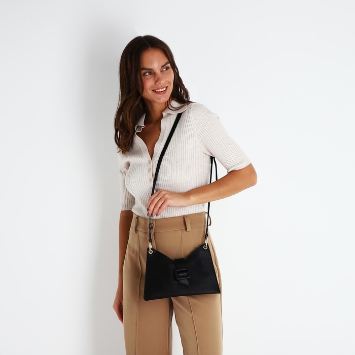 Сумка-мессенджер на молнии, цвет чёрный Сумка-мессенджер на молнии, цвет чёрный