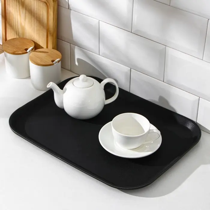 Поднос прорезиненный, 41&times;31 см, чёрный