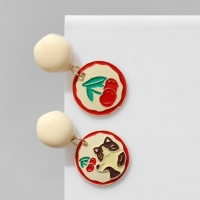 Серьги «Котик» с вишней, цветные в серебре Серьги «Котик» с вишней, цветные в серебре