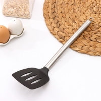 Лопатка Доляна &laquo;Стил&raquo;, 33 см, с прорезями