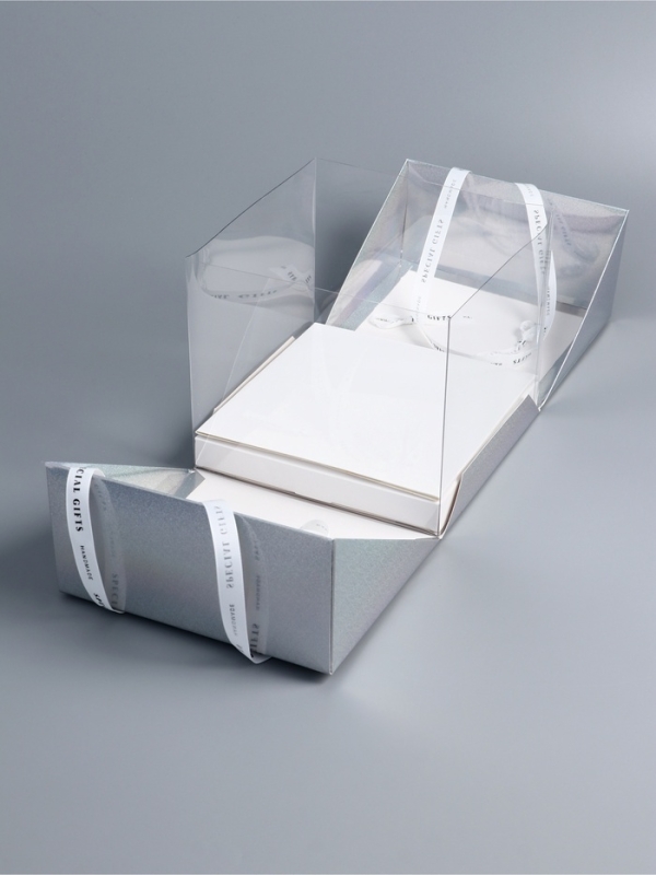 Коробка под бенто-торт с ленточками, 25 х 25 х 20 см