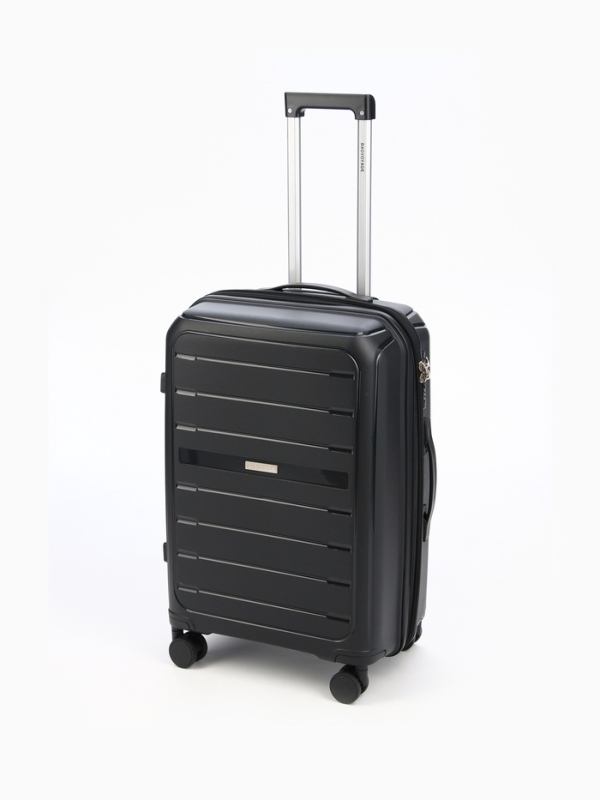 Чемодан 24", PP, 43*26*66, отд на молнии, код замок, 4 колеса, черный