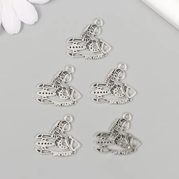 Металлический элемент, декоративная подвеска &laquo;Арт Узор. Космонавт на ракете: Поехали!&raquo;, 2.3&times;2.5 см