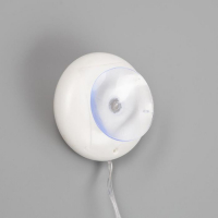 Светодиодная фигура на присоске &laquo;Дед Мороз в санях&raquo; 44 &times; 25 см, пластик, батарейки АААх3 (не в комплекте), свечение тёплое белое