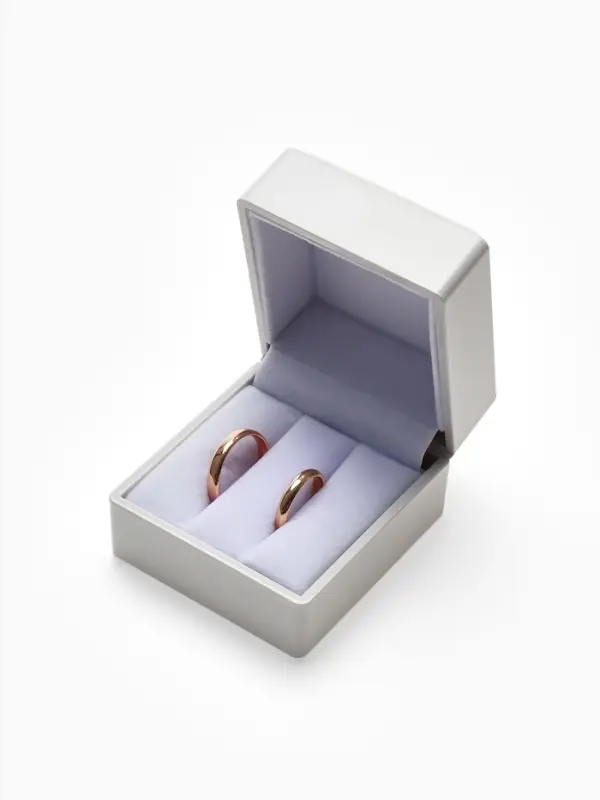 Футляр с подсветкой для 2 колец "Романтика",6*6*5 см, цвет белый