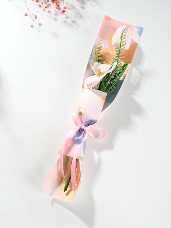 Букет из мыльных лепестков "Тюльпан с орхидеей" нежно розовый 8,5х7,4х38,6 см