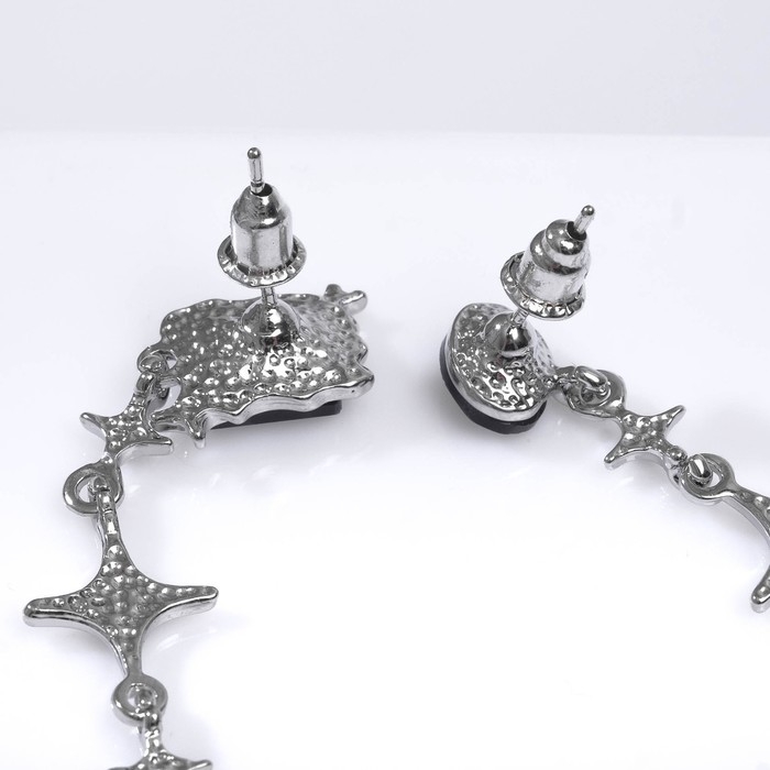 Серьги висячие со стразами &laquo;Созвездие&raquo; с геометрией, цвет чёрный в серебре, 5,5 см