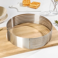 Набор кондитерский Доляна, 2 предмета: форма для выпечки с прорезями 25-30×8 см, нож для бисквита Набор кондитерский Доляна, 2 предмета: форма для выпечки с прорезями 25-30×8 см, нож для бисквита