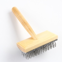 Щётка - пуходёрка деревянная жёсткая для &laquo;Кавказца&raquo;, основание 110 х 58 мм