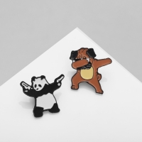 Набор значков (2 шт.) &laquo;Бандиты&raquo;, цветной в чёрном металле