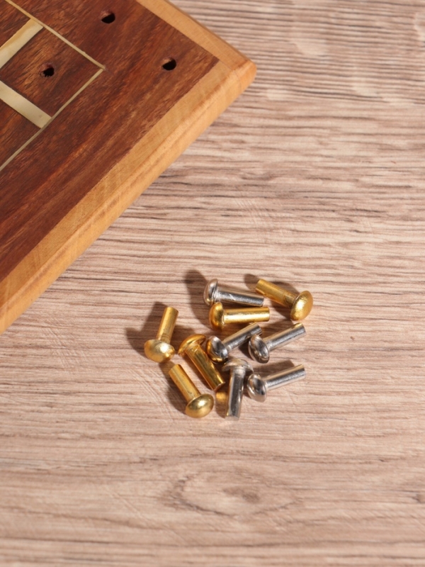 Настольная игра &laquo;Крестики-нолики&raquo;, 13&times;13.5 см, дерево шишам, латунь