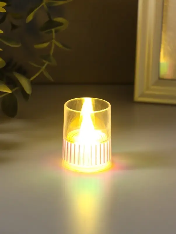 Светодиодная свеча LED "Свеча" 3хLR1130, прозрачный, перламутр 3,7х3,7х4,5 см