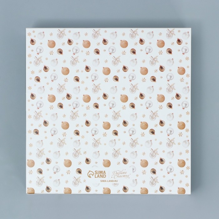 Коробка под 16 конфет с ячейками &laquo;С Новым годом&raquo; 17.7 х 17.7 х 3.8 см, Новый год