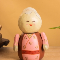 Деревянная кукла кокеши &laquo;Бабушка Юки&raquo;, 11&times;11&times;16 см