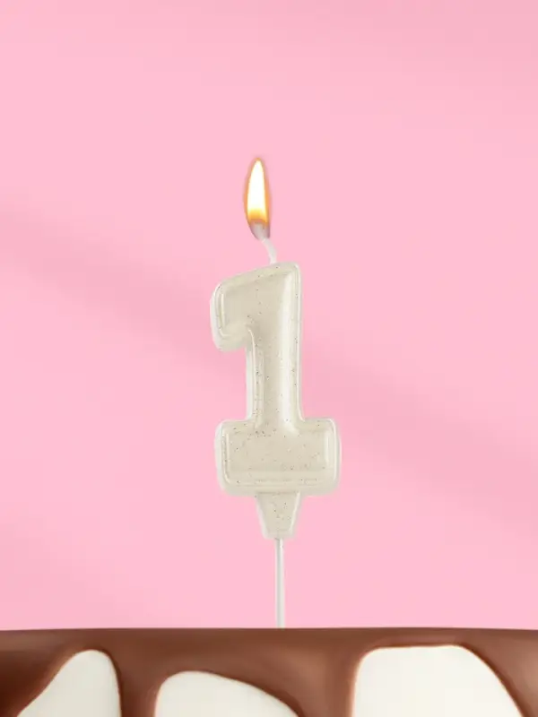Свеча в торт &laquo;Праздник&raquo; цифра 1, жемчужный перламутр с блестками