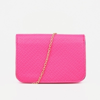 Сумка детская для девочки на магните, длинная цепь, цвет малиновый Сумка детская для девочки на магните, длинная цепь, цвет малиновый