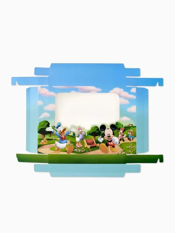 Коробка подарочная &laquo;Друзья&raquo;, 23.5 &times; 20.5 &times; 5.5 см