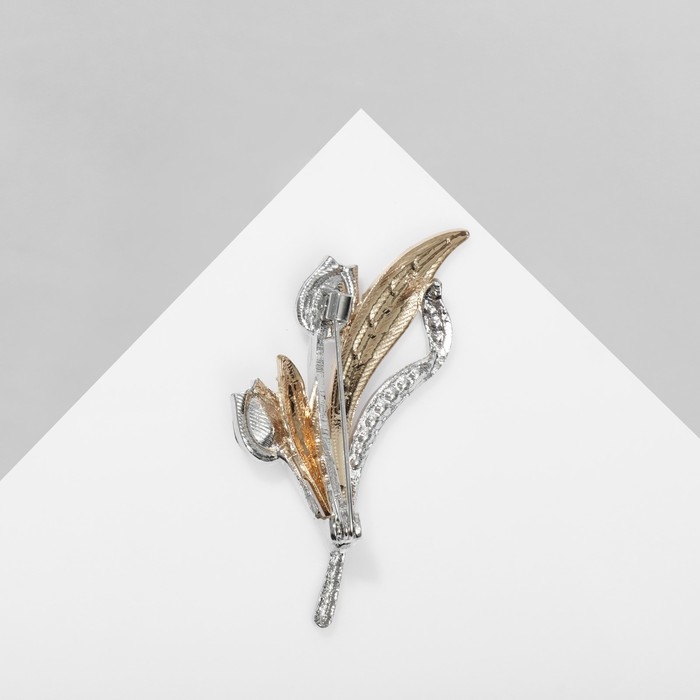 Брошь &laquo;Роса&raquo; с листьями, цветная в серебре