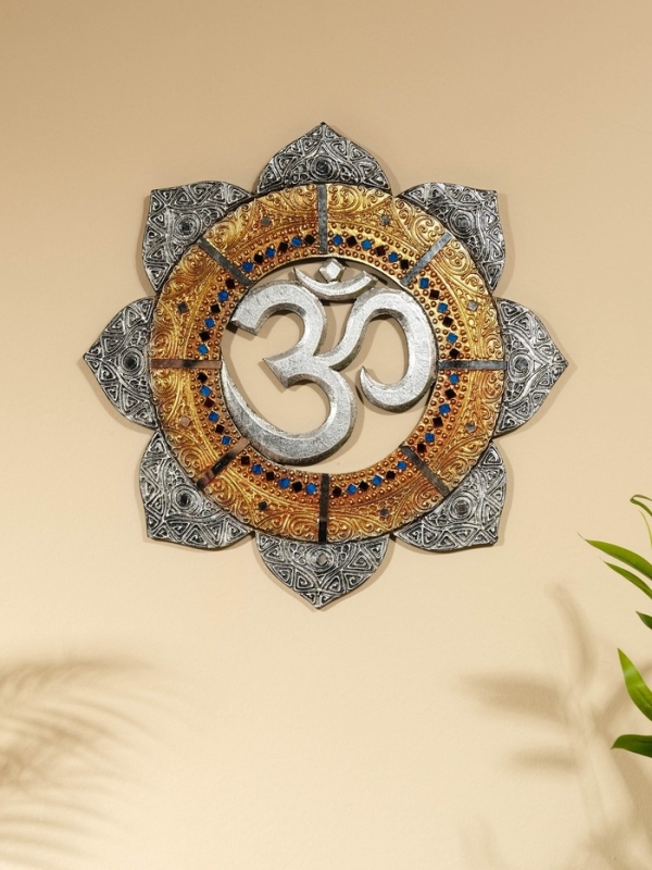 Панно резное МДФ Панно резное МДФ "ОМ", 40х40х0,6 см, золотой край