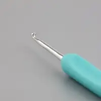 Крючок для вязания, с пластиковой ручкой, d = 3 мм, 14 см, цвет голубой