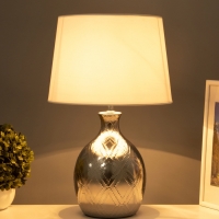 Настольная лампа "Чиппер" 1х15Вт Е14 серебро 30х30х47см