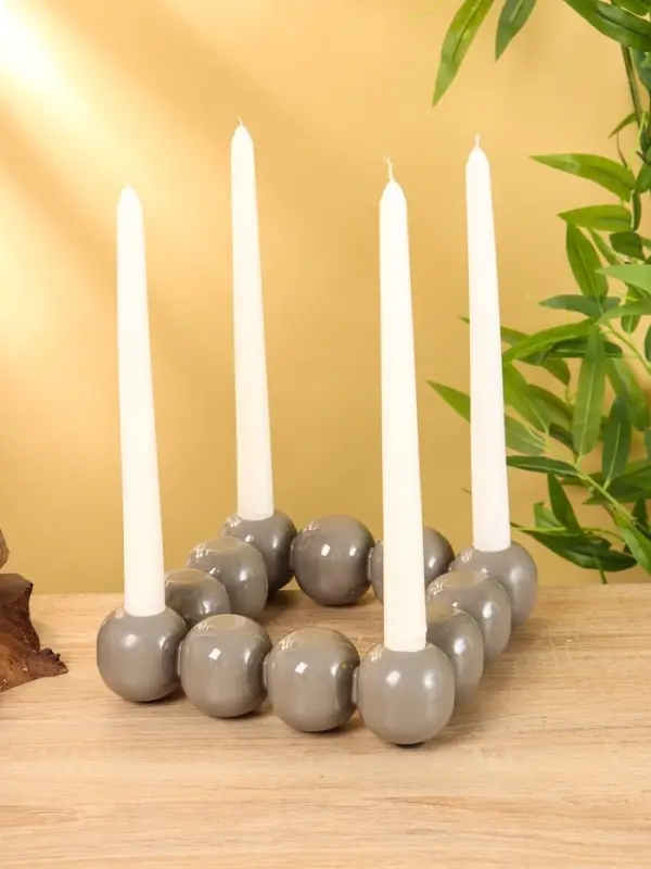 Подсвечник на 4 свечи &laquo;Бусы&raquo;, с 12 сферами, 20.5&times;20.5&times;5.5 см, ковентри