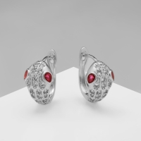 Серьги со стразами &laquo;Змея&raquo; укус, цвет белый в серебре