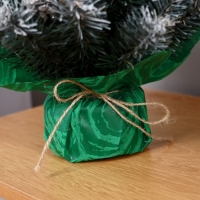 Новогодняя композиция "Классическая белоснежная" шишки серебро 25 см Новогодняя композиция "Классическая белоснежная" шишки серебро 25 см