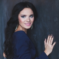 Серьги висячие со стразами Princess дорожка утончённая, цвет белый в золоте, 9 см