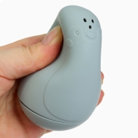 Игрушка для ванны &laquo;Пингвинчик-брызгалка&raquo;, цвет МИКС, Mum&Baby